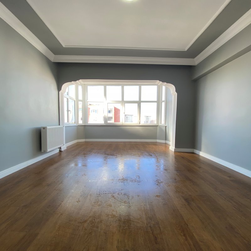 İhtişamlı Manzarasıyla Site İçinde Satılık 3+1 Daire 145 M2